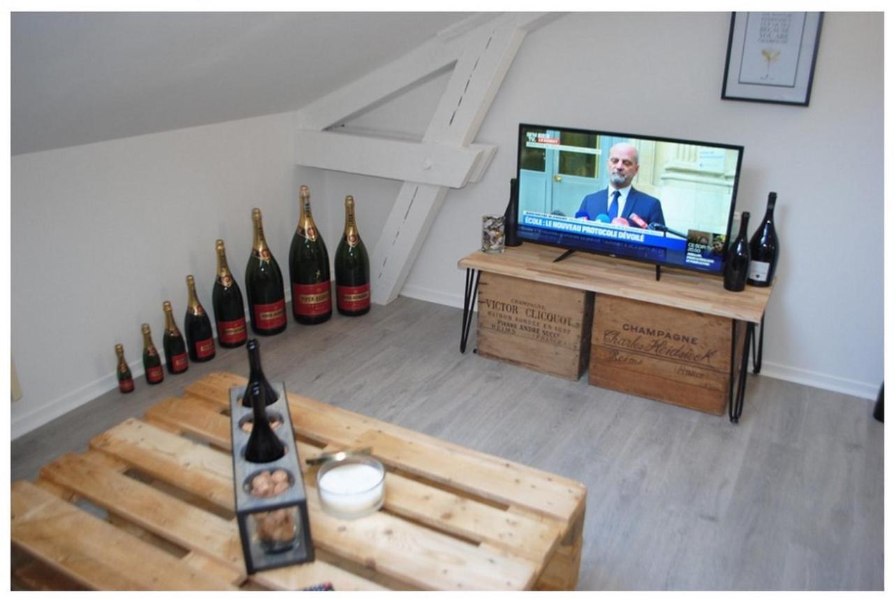 Studio Champagne Apartment Reims Exterior photo